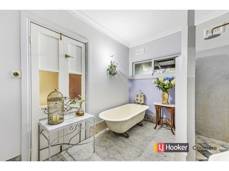 8 Pinewood Street, Upper Coomera QLD 4209