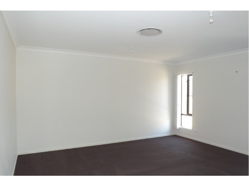 37 Wolseley Way, Upper Coomera QLD 4209