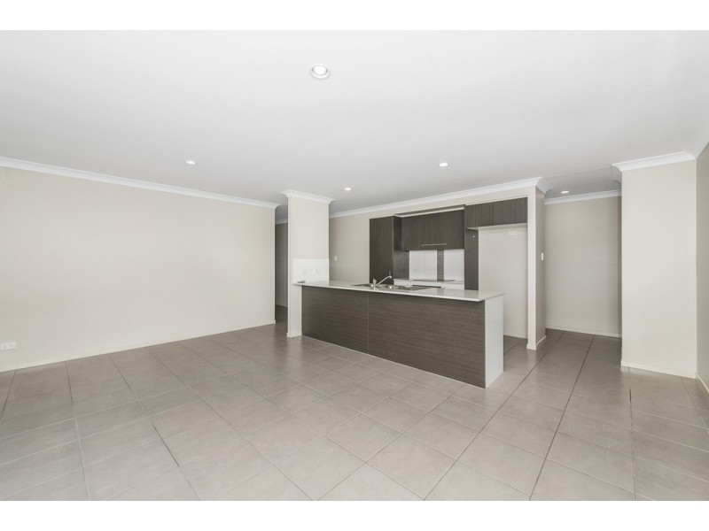 13 Gartside Avenue, Maudsland QLD 4210