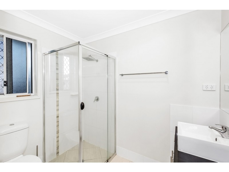 16 Gordon Drive, Upper Coomera QLD 4209