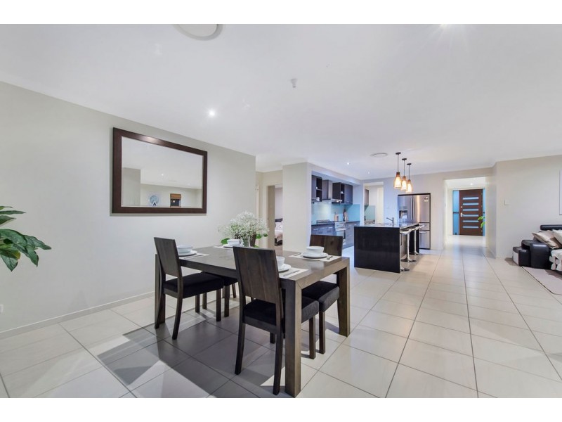 11 Macleay Circuit, Upper Coomera QLD 4209
