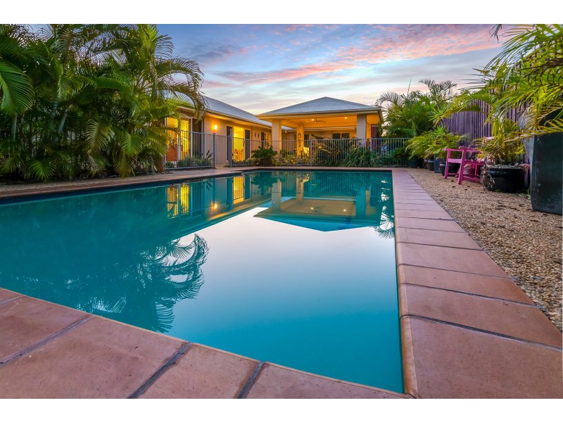 14 Crusade Court, Coomera Waters QLD 4209