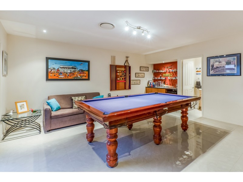 14 Crusade Court, Coomera Waters QLD 4209