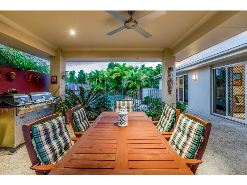 14 Crusade Court, Coomera Waters QLD 4209