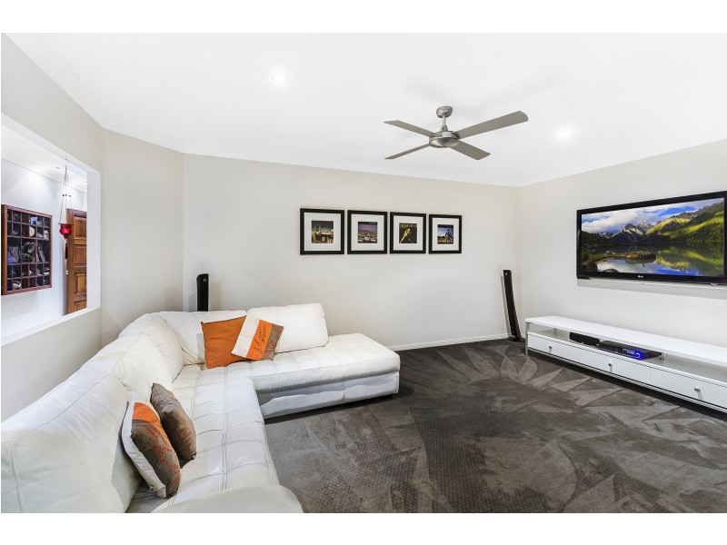 9 Freya Circuit, Coomera Waters QLD 4209