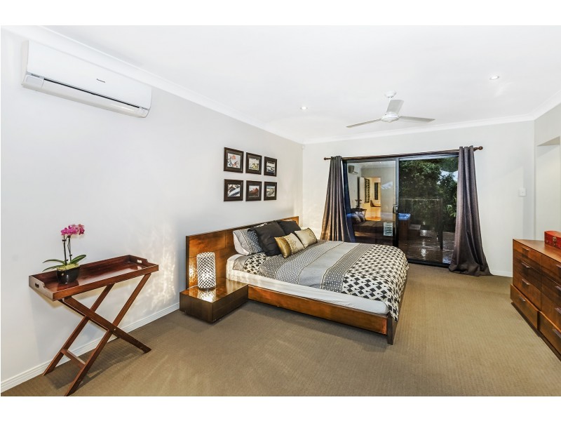 9 Freya Circuit, Coomera Waters QLD 4209