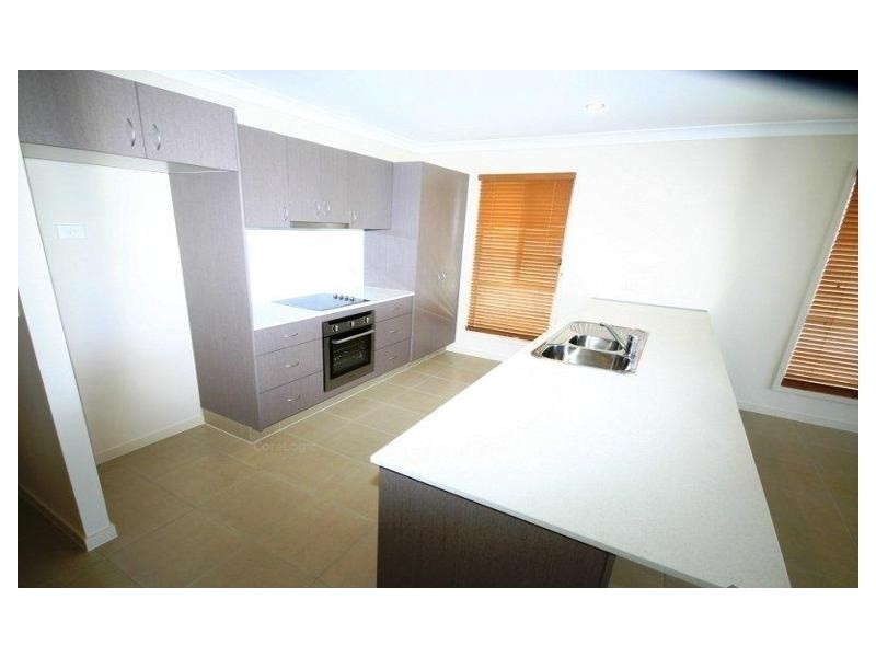 67/19 Santa Barbara Road, Hope Island QLD 4212