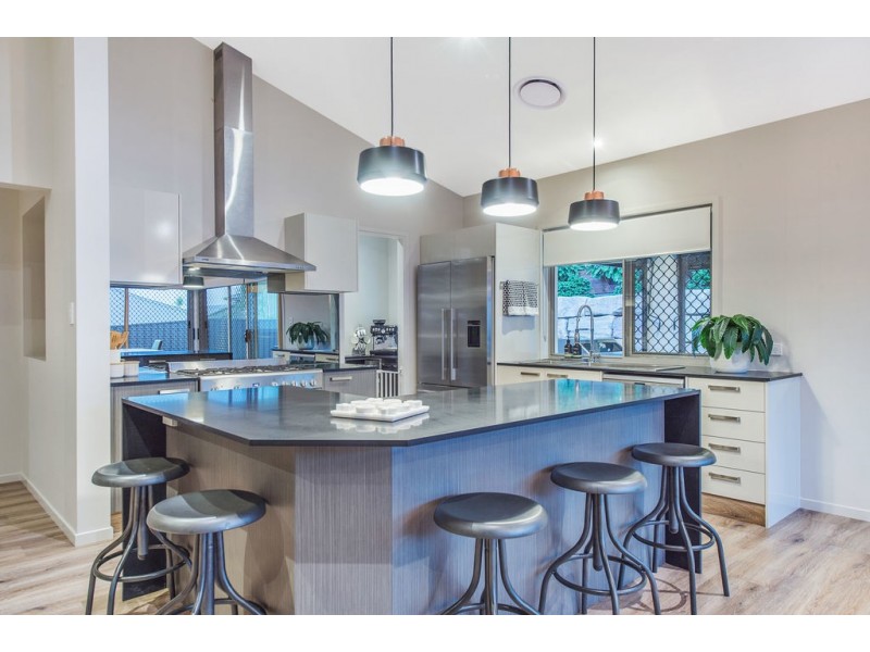 16 Kimberley Creek Road, Upper Coomera QLD 4209
