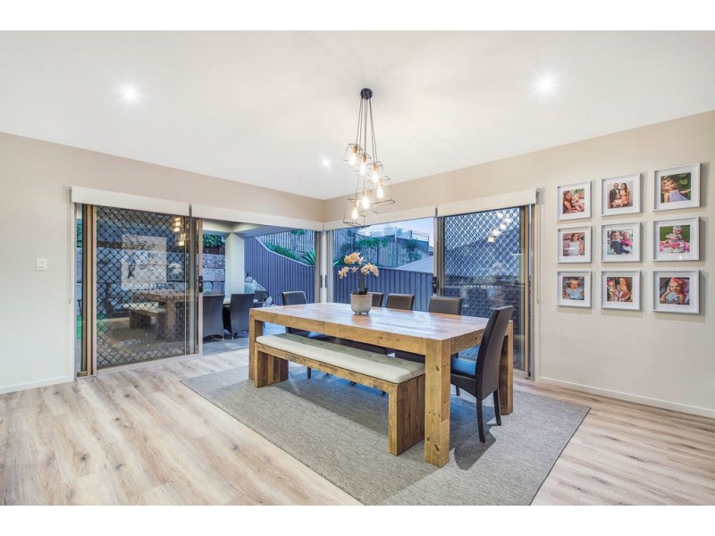 16 Kimberley Creek Road, Upper Coomera QLD 4209