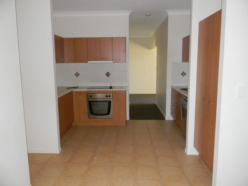 11 Rosefinch Street, Upper Coomera QLD 4209