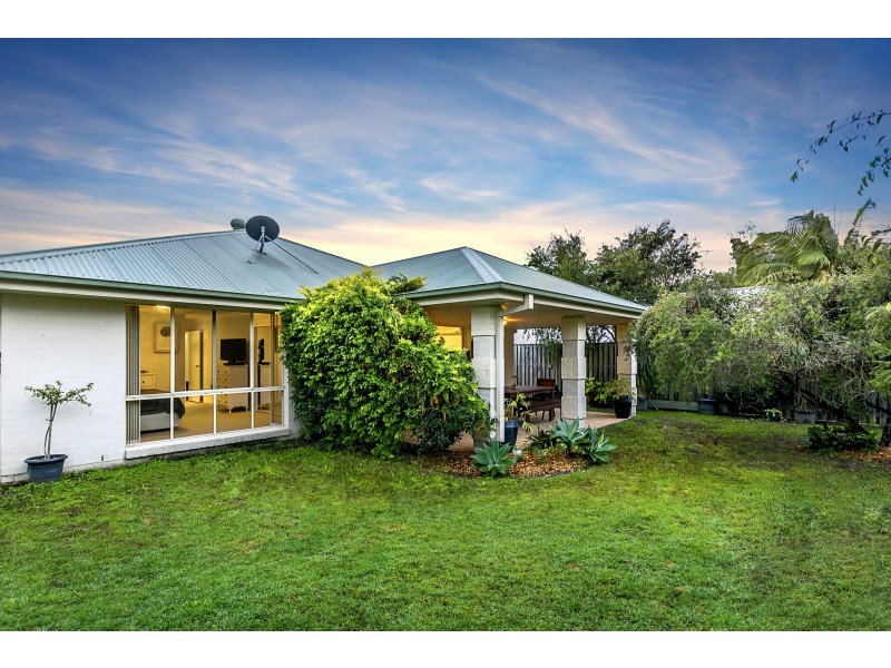4 Kialoa Lane, Coomera Waters QLD 4209