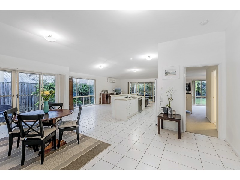 4 Kialoa Lane, Coomera Waters QLD 4209