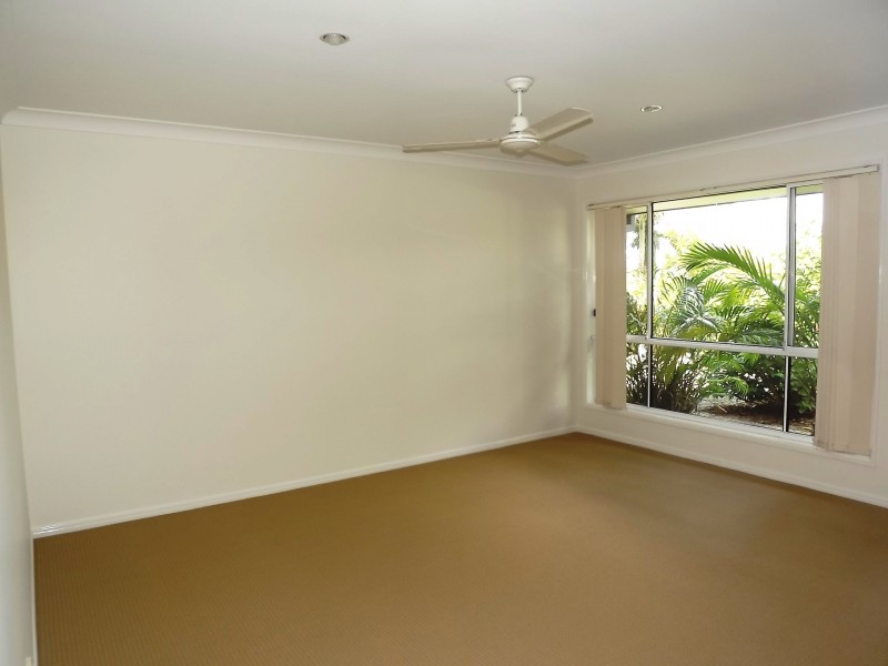 7 Bedroff Street, Upper Coomera QLD 4209