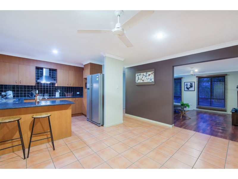 2 Anissa Place, Upper Coomera QLD 4209