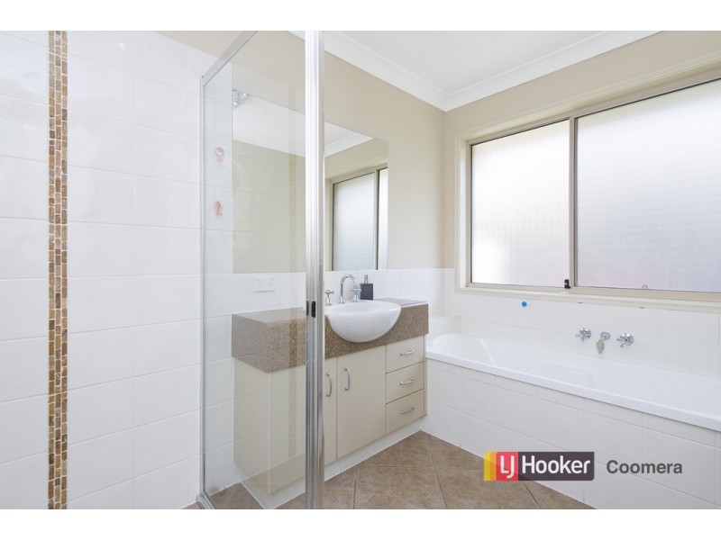 13 Southern Lights Drive, Pimpama QLD 4209