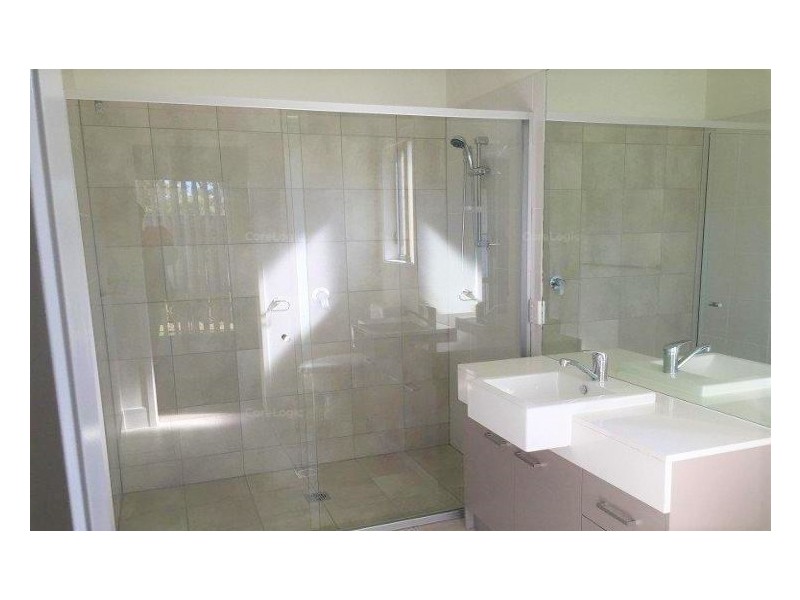 18 Paperbark Crescent, Coomera QLD 4209