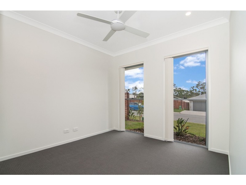 9 Crinum Circuit, Coomera QLD 4209