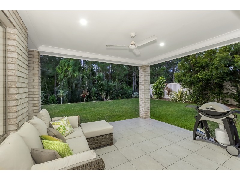 10 Rhodium Crescent, Hope Island QLD 4212