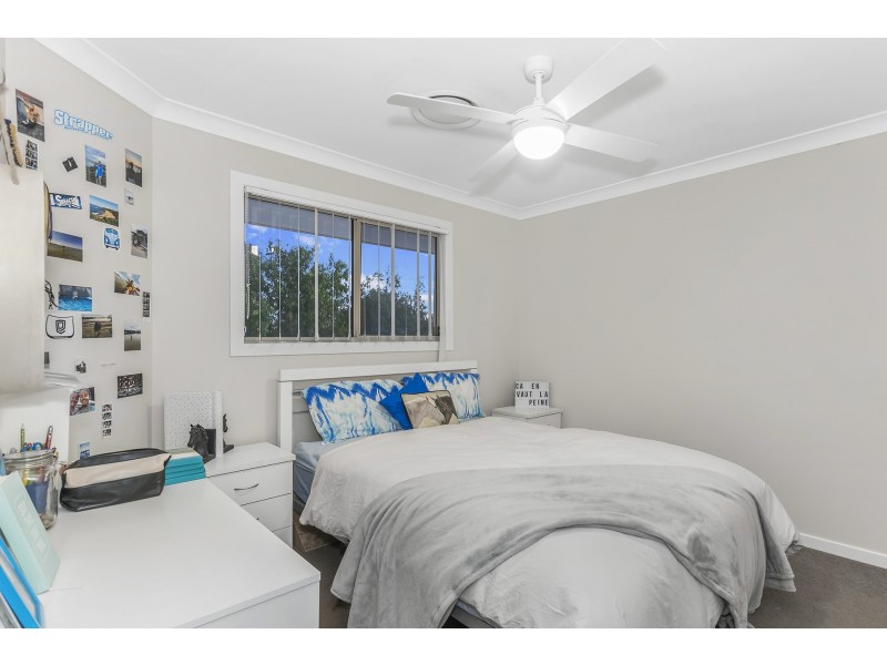 10 Rhodium Crescent, Hope Island QLD 4212