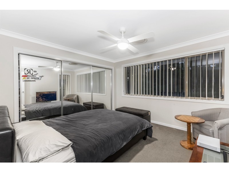 10 Rhodium Crescent, Hope Island QLD 4212