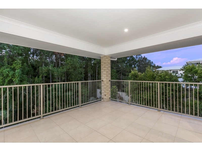 10 Rhodium Crescent, Hope Island QLD 4212