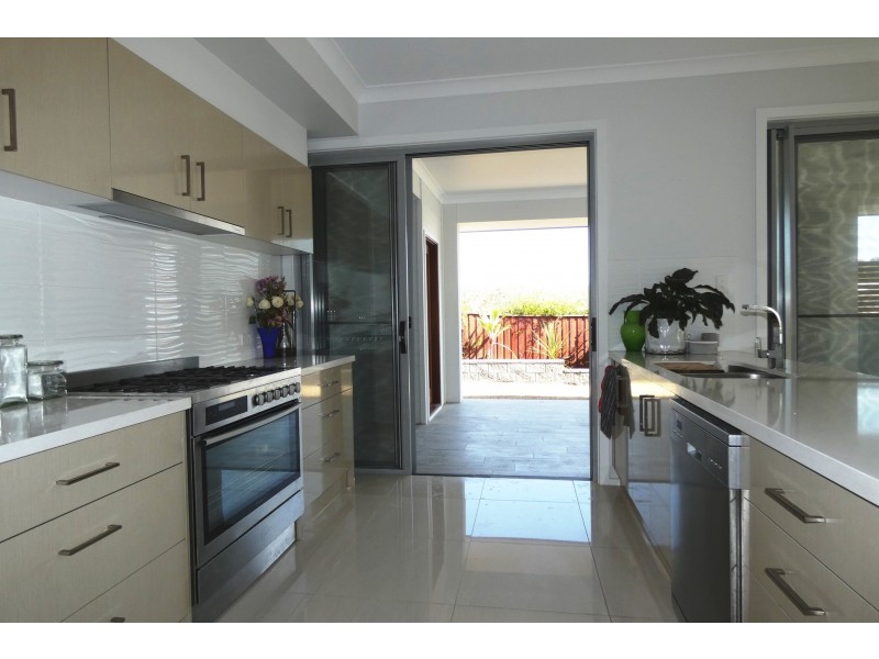 19 Kimberley Creek Road, Upper Coomera QLD 4209