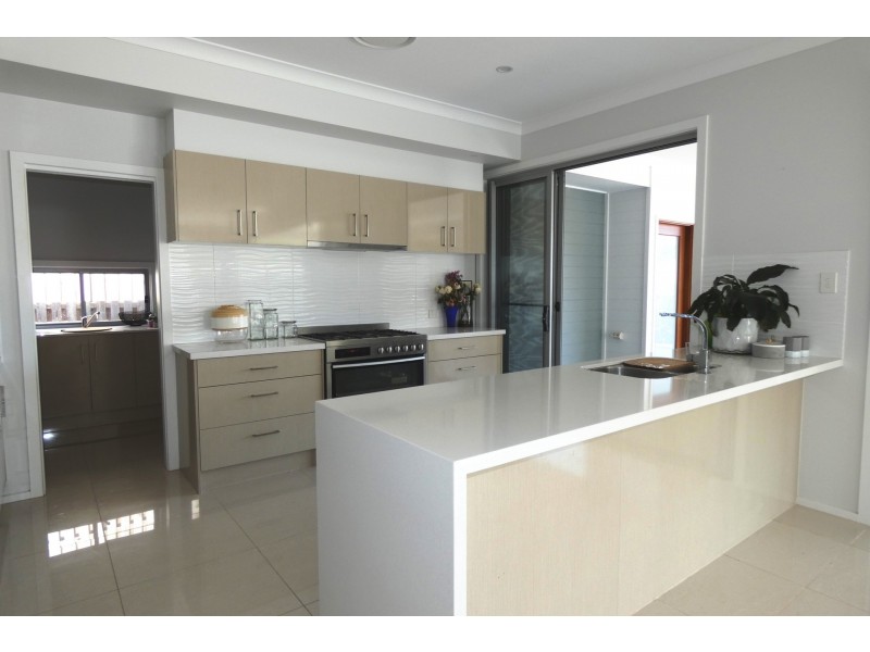 19 Kimberley Creek Road, Upper Coomera QLD 4209