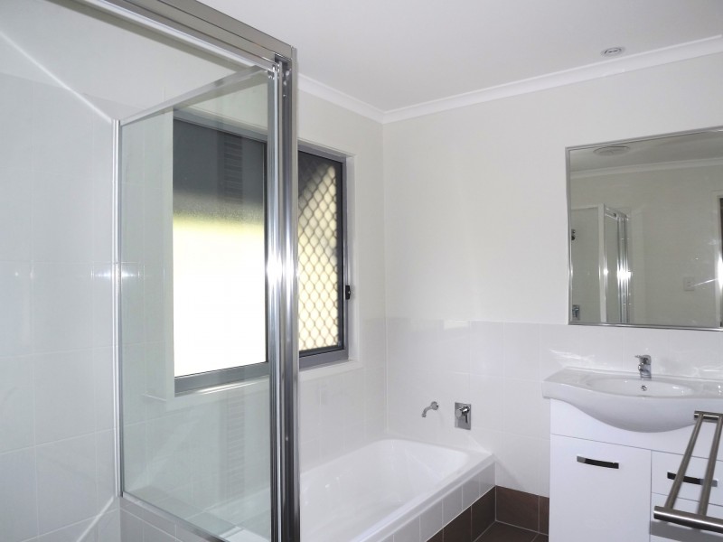 2B Baileys Mountain Road, Willow Vale QLD 4209