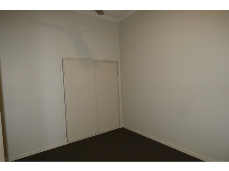 10 Armani Avenue, Pimpama QLD 4209