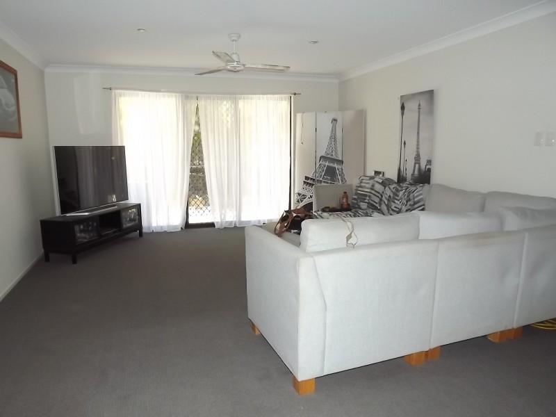 1/46 Bushgum Crescent, Upper Coomera QLD 4209