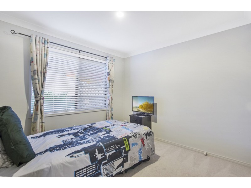 6 Icefire Lane, Coomera Waters QLD 4209