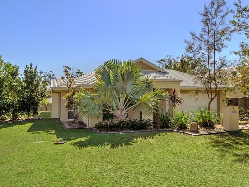 4 Seabird Lane, Coomera Waters QLD 4209