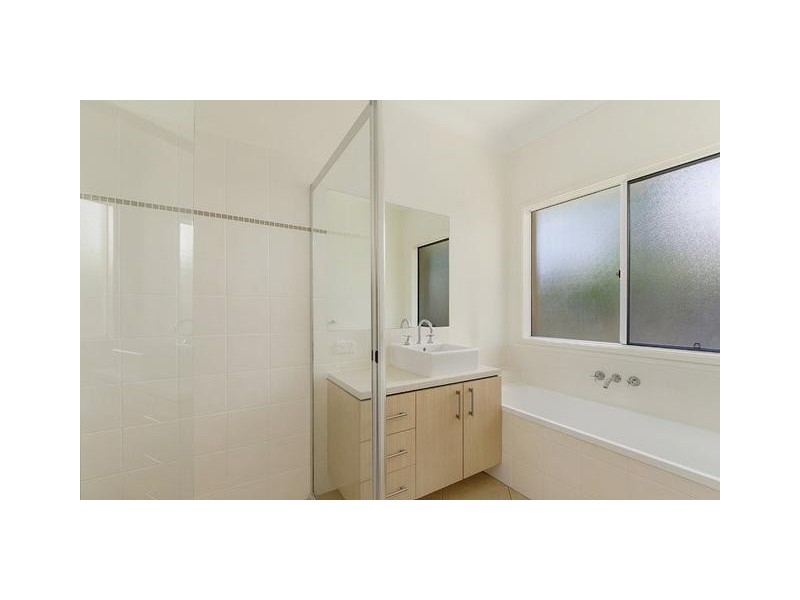 4 Seabird Lane, Coomera Waters QLD 4209