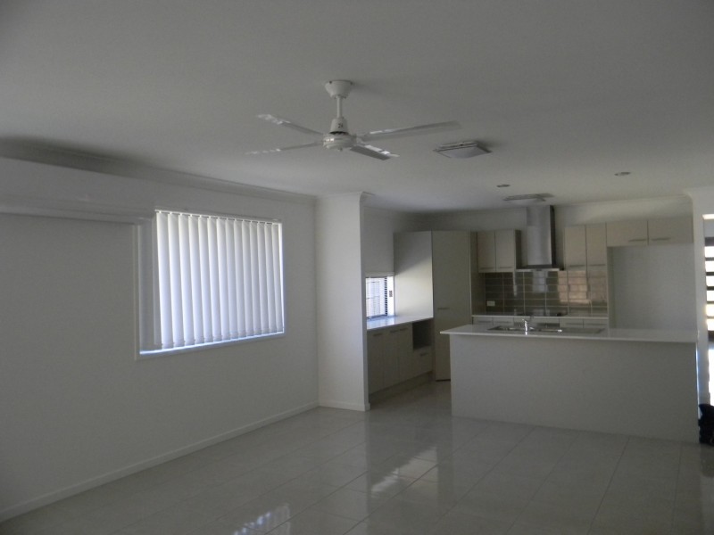 23 Yarrambat Rise, Upper Coomera QLD 4209