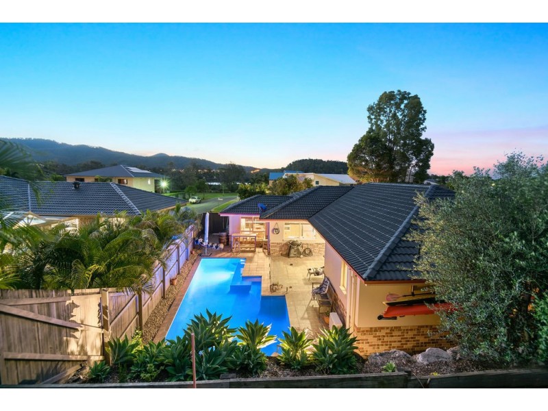 40 Roseapple Circuit, Oxenford QLD 4210