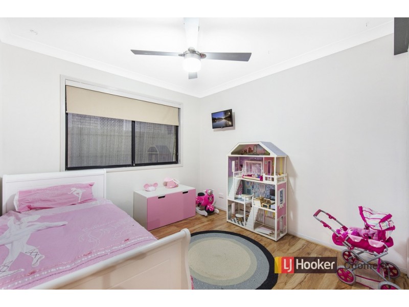 8 Glenridge Street, Upper Coomera QLD 4209