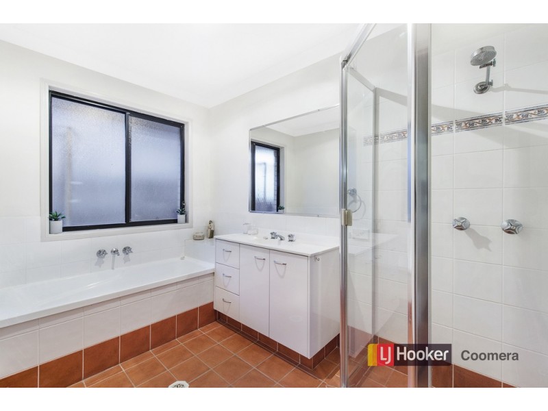 8 Glenridge Street, Upper Coomera QLD 4209