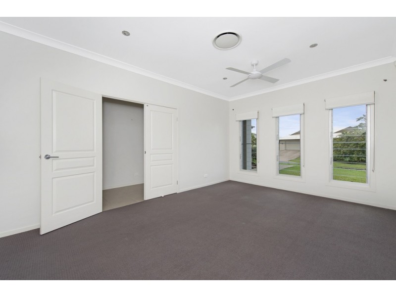 2 Coach Way, Upper Coomera QLD 4209