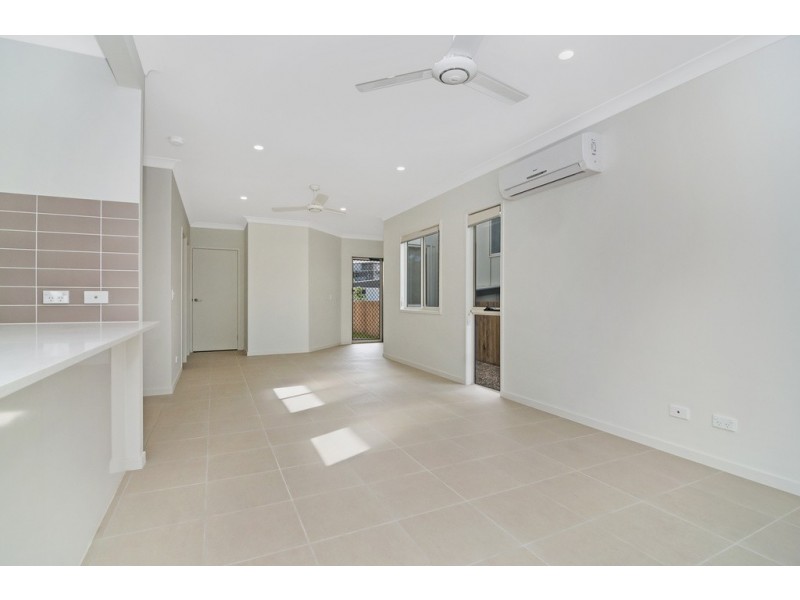 4/23 Oakwood Street, Pimpama QLD 4209