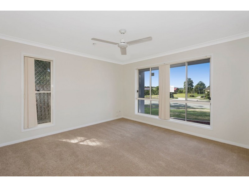 109 Billinghurst Crescent, Upper Coomera QLD 4209