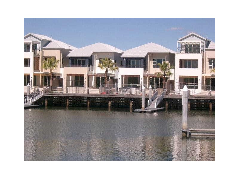 42 Brindabella Close, Coomera Waters QLD 4209