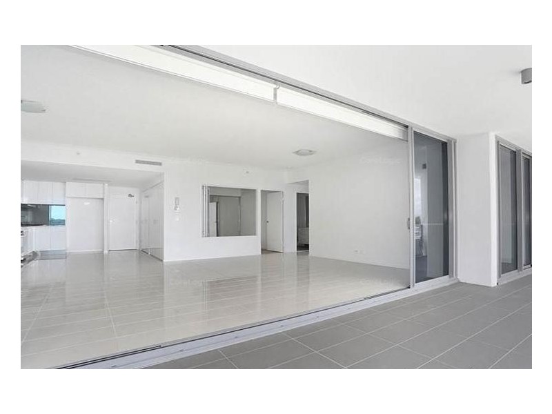 402/43 Harbour Town Drive, Biggera Waters QLD 4216