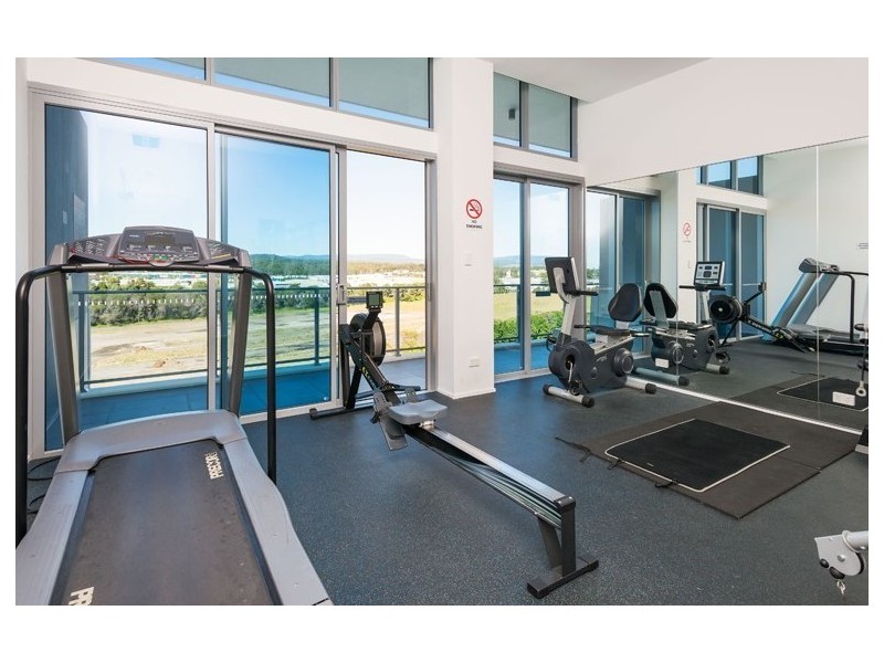 402/43 Harbour Town Drive, Biggera Waters QLD 4216