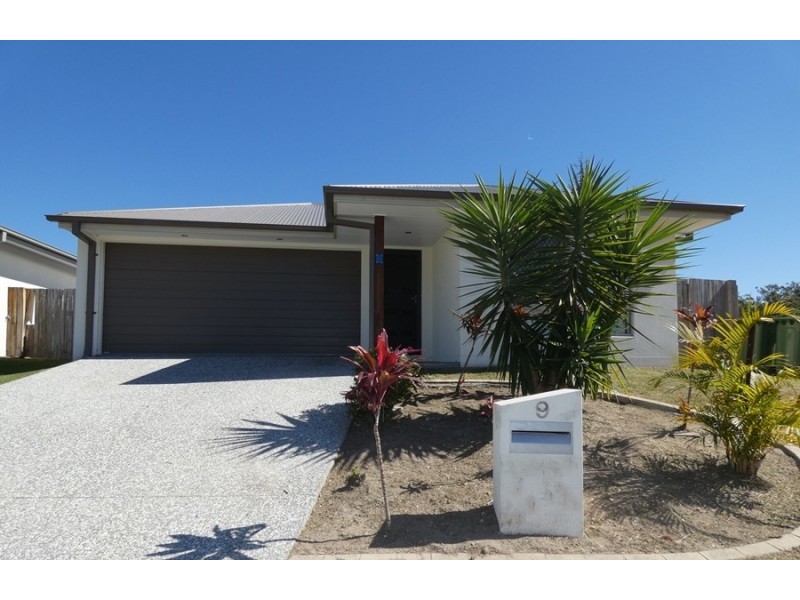 9 Winchester Crescent, Pimpama QLD 4209