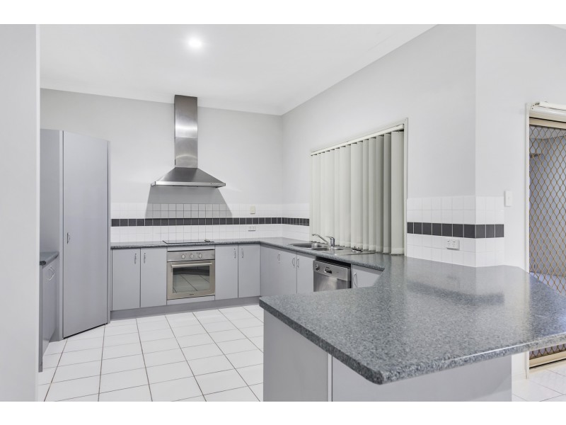 8 Starush Court, Upper Coomera QLD 4209