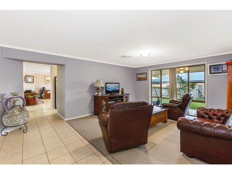3 Ingrid Lane, Coomera Waters QLD 4209