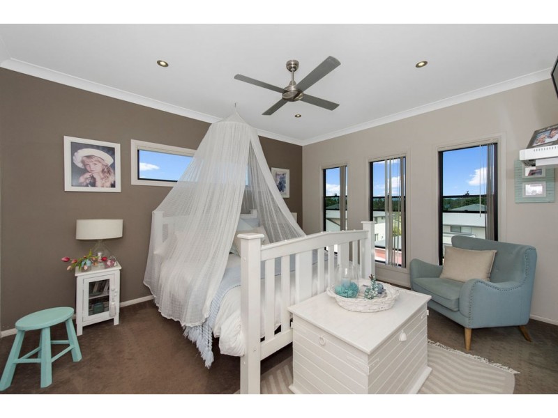 27 Garawarra Crescent, Upper Coomera QLD 4209