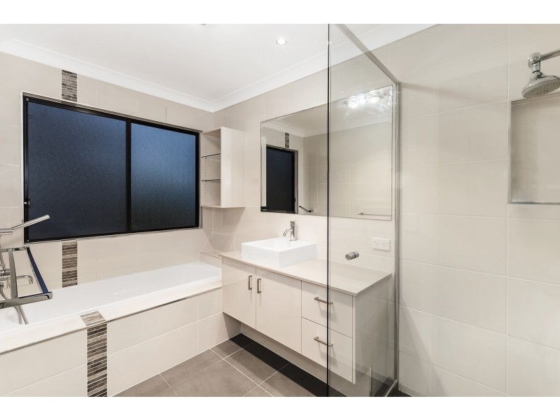 19 Serenade Drive, Coomera Waters QLD 4209