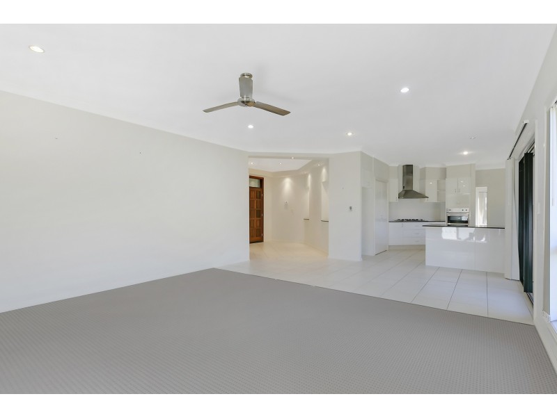 3 Ceil Circuit, Coomera Waters QLD 4209