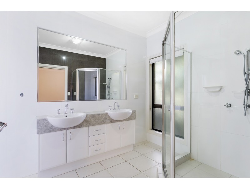 3 Ceil Circuit, Coomera Waters QLD 4209